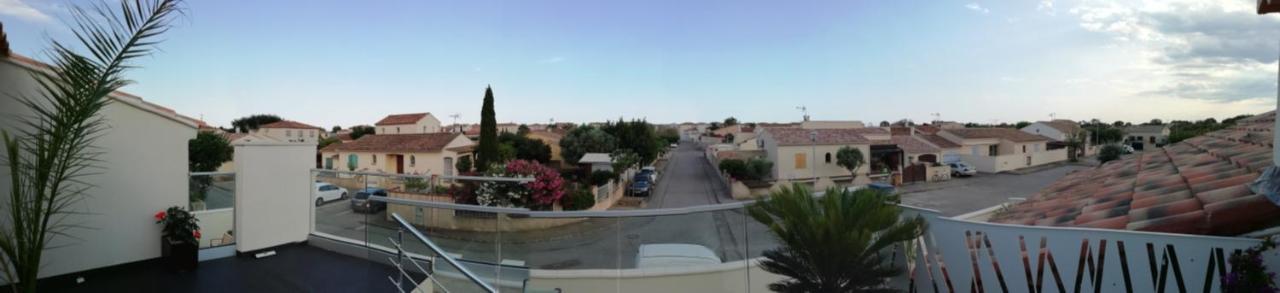 Appartement Au Dessus De La Maison Du Saunier Salin de Giraud Bagian luar foto