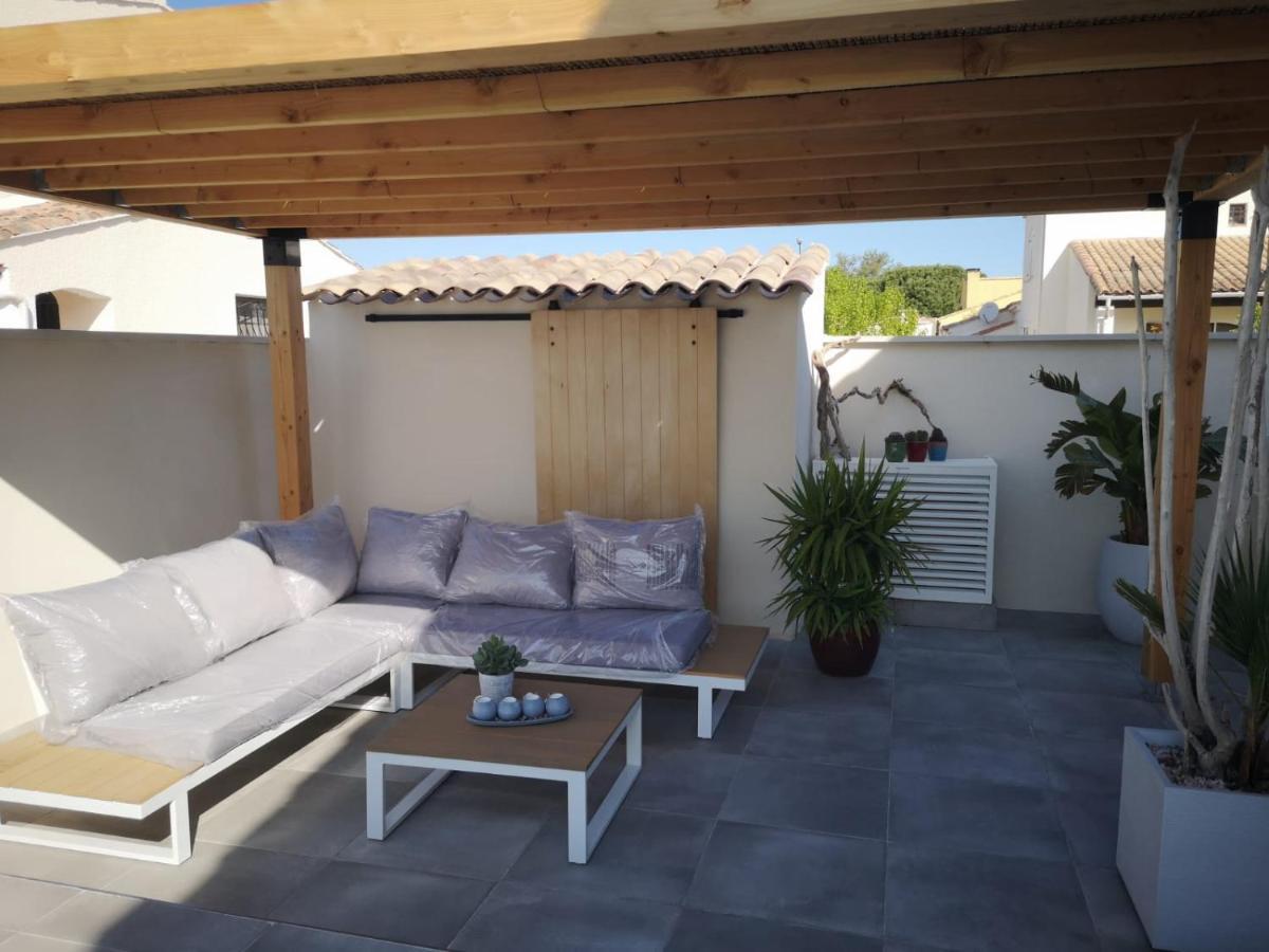 Appartement Au Dessus De La Maison Du Saunier Salin de Giraud Bagian luar foto