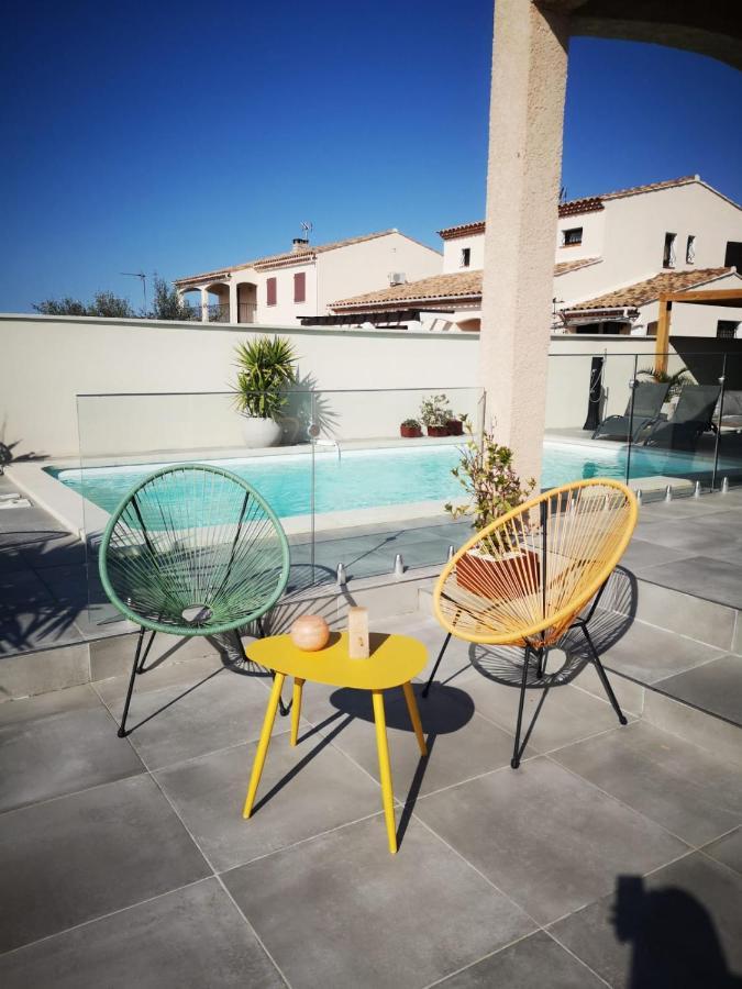 Appartement Au Dessus De La Maison Du Saunier Salin de Giraud Bagian luar foto