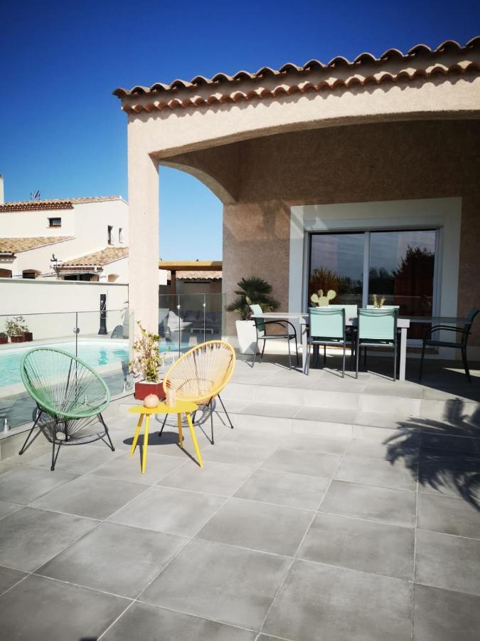 Appartement Au Dessus De La Maison Du Saunier Salin de Giraud Bagian luar foto